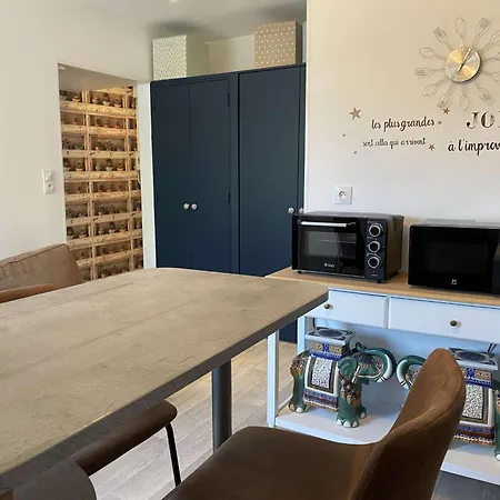 Apartament T2 Avec Parking A - Fr-1-553-212 *
